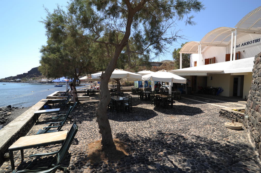 Akrotiri Hotel Exterior photo