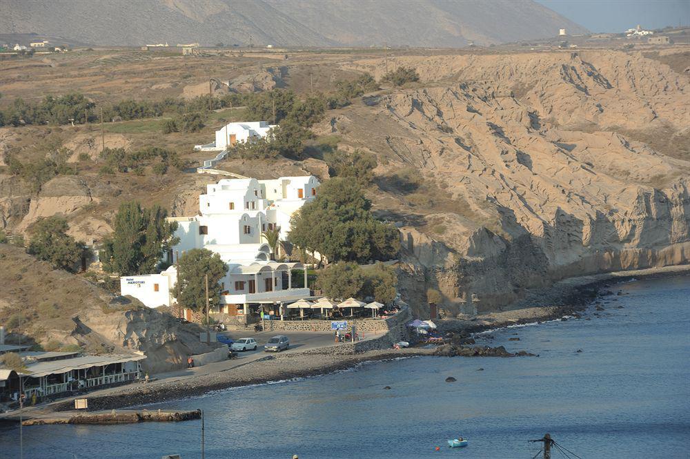 Akrotiri Hotel Exterior photo